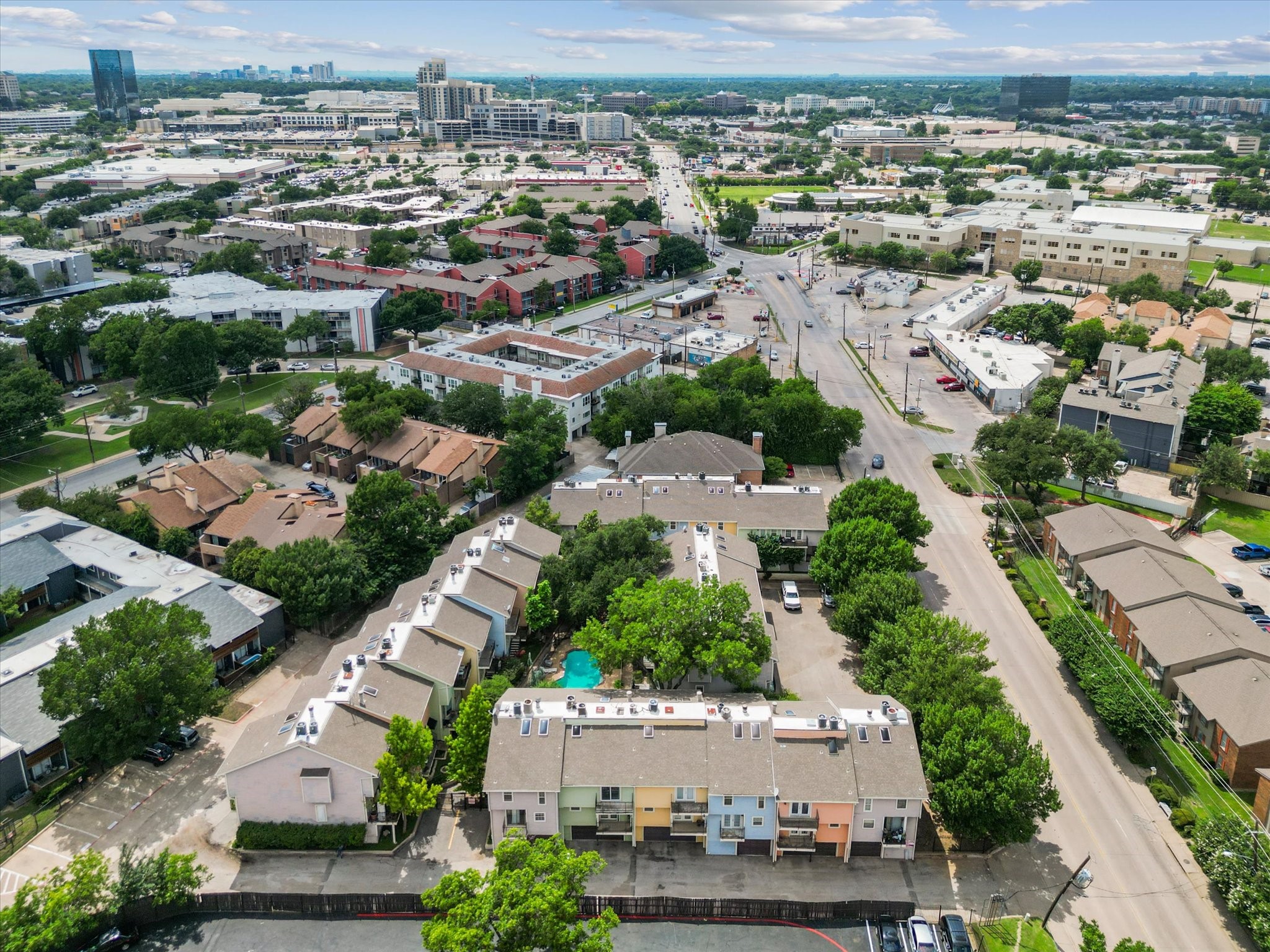 8522 Park Lane 15