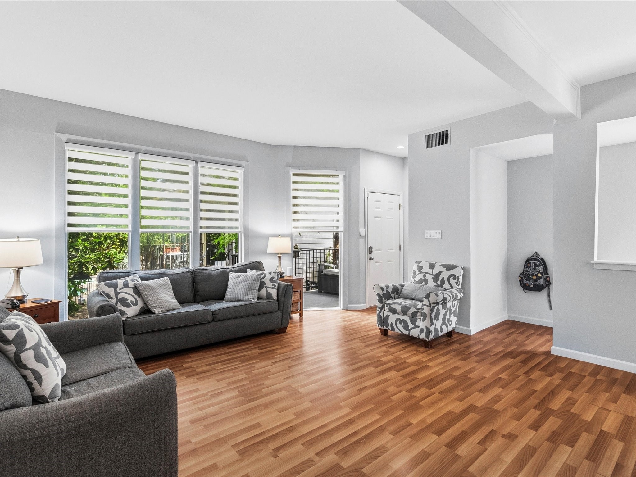 8522 Park Lane 15