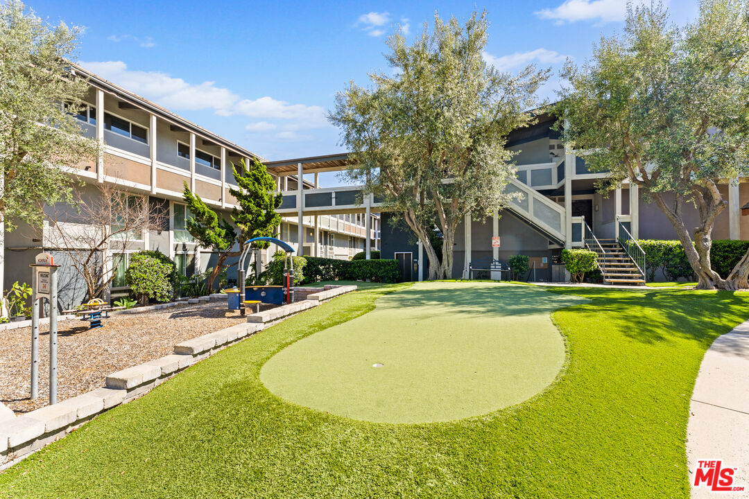 6525 Green Valley Cir Unit: 314