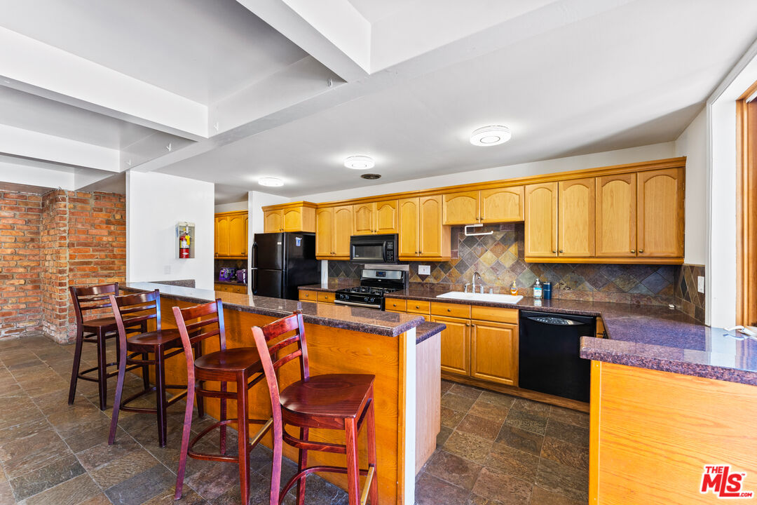 6525 Green Valley Cir Unit: 314