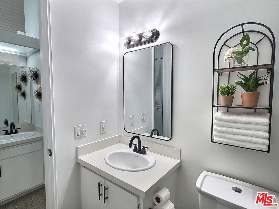 6525 Green Valley Cir Unit: 314