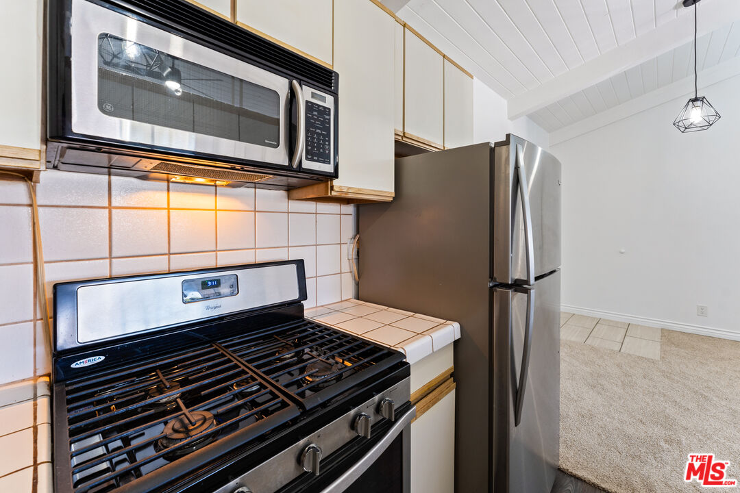 6525 Green Valley Cir Unit: 314