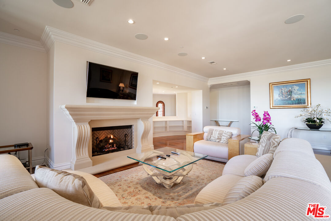 6385 Cross Canyons Rd