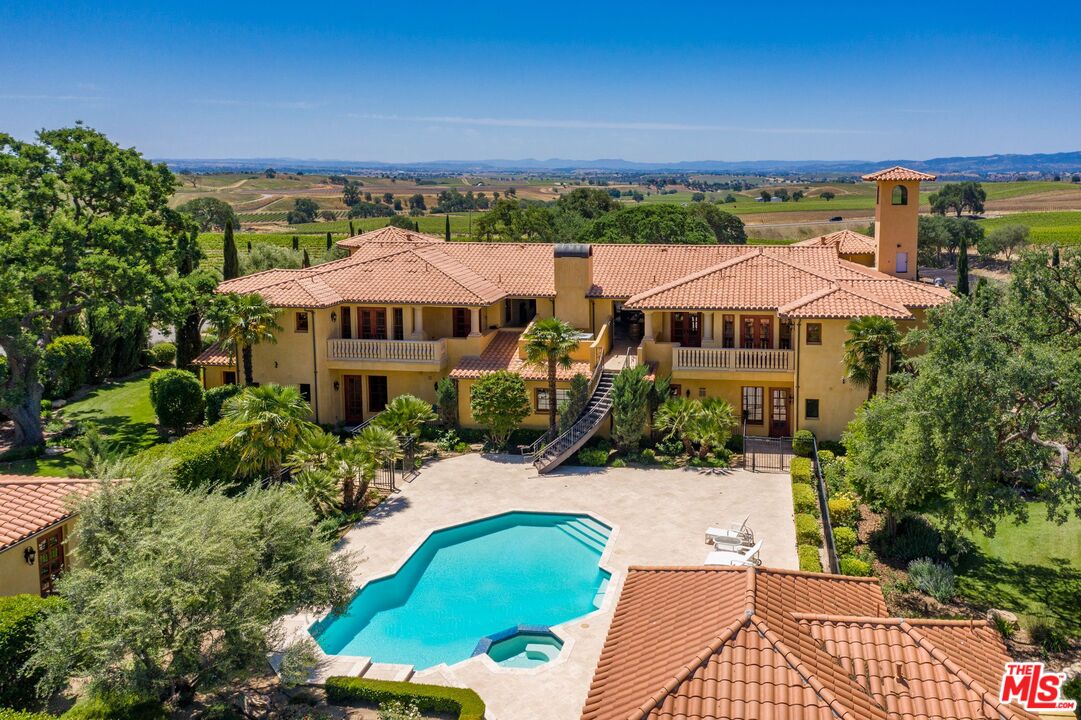 6385 Cross Canyons Rd