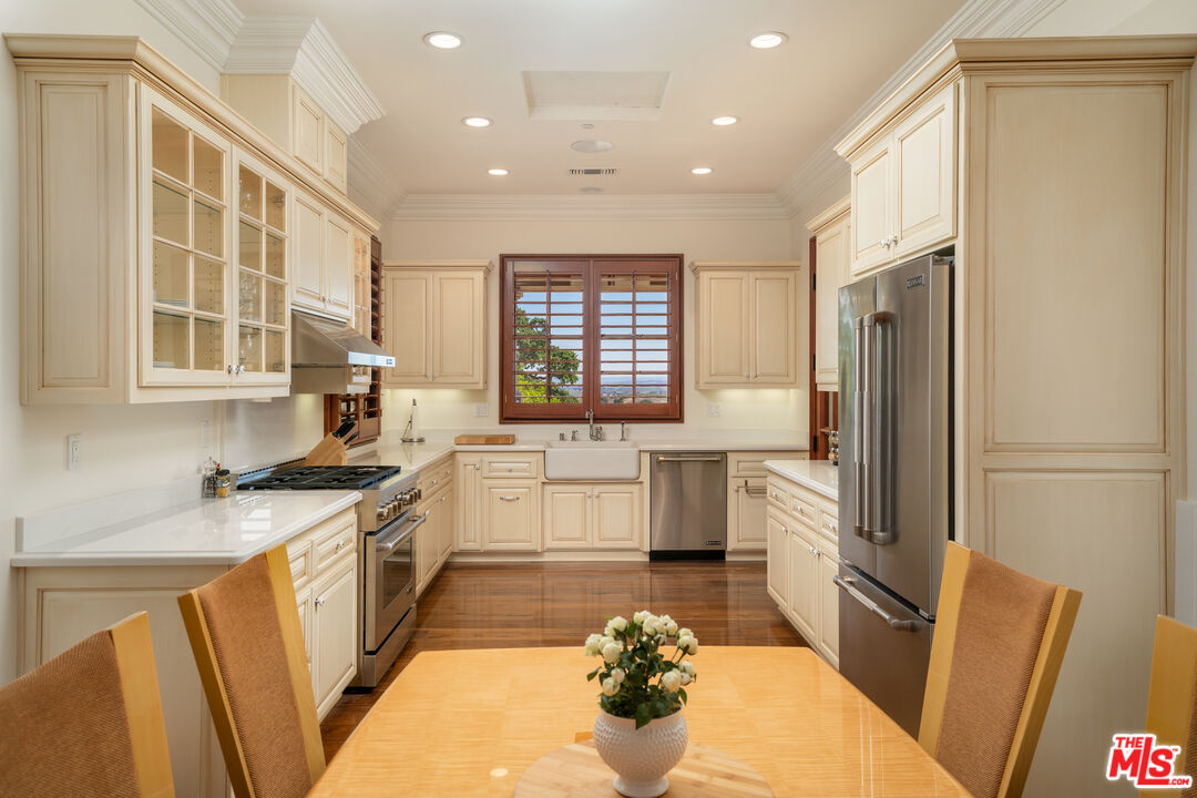 6385 Cross Canyons Rd