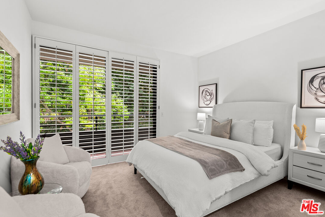 4736 Park Encino Ln Unit: 215