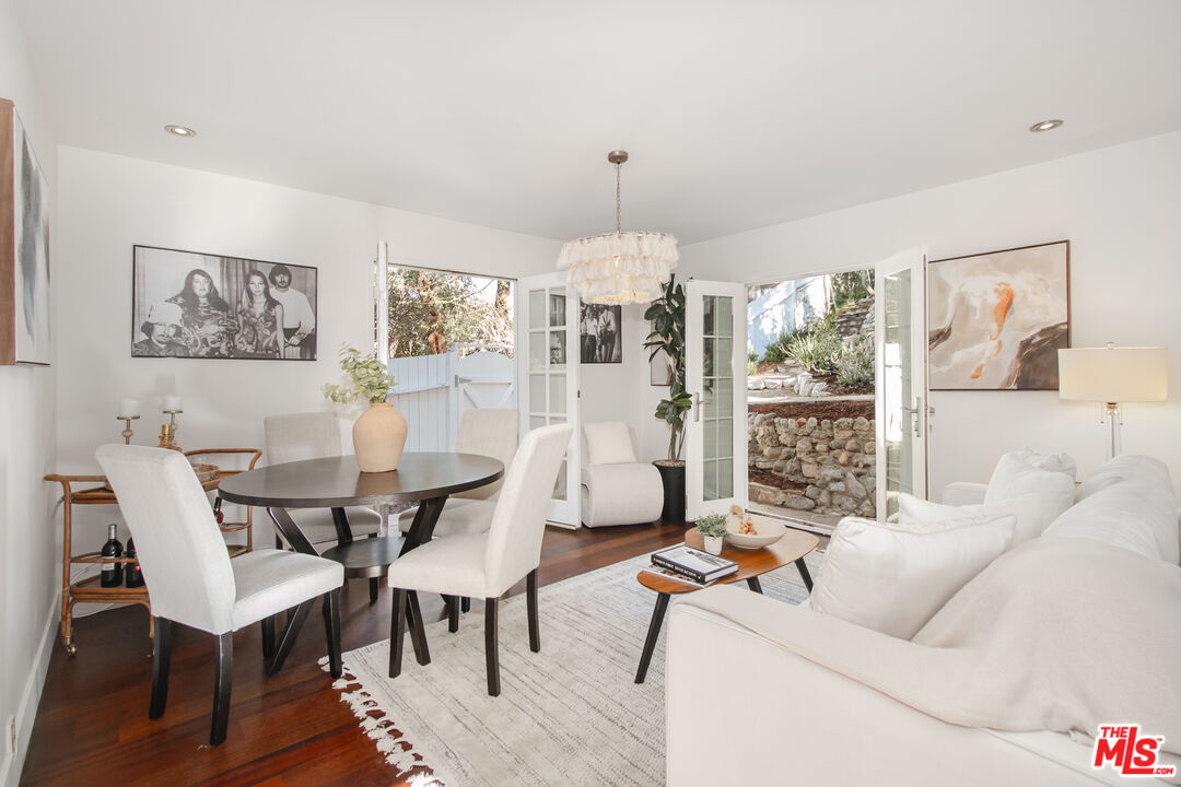 2044 Stanley Hills Dr