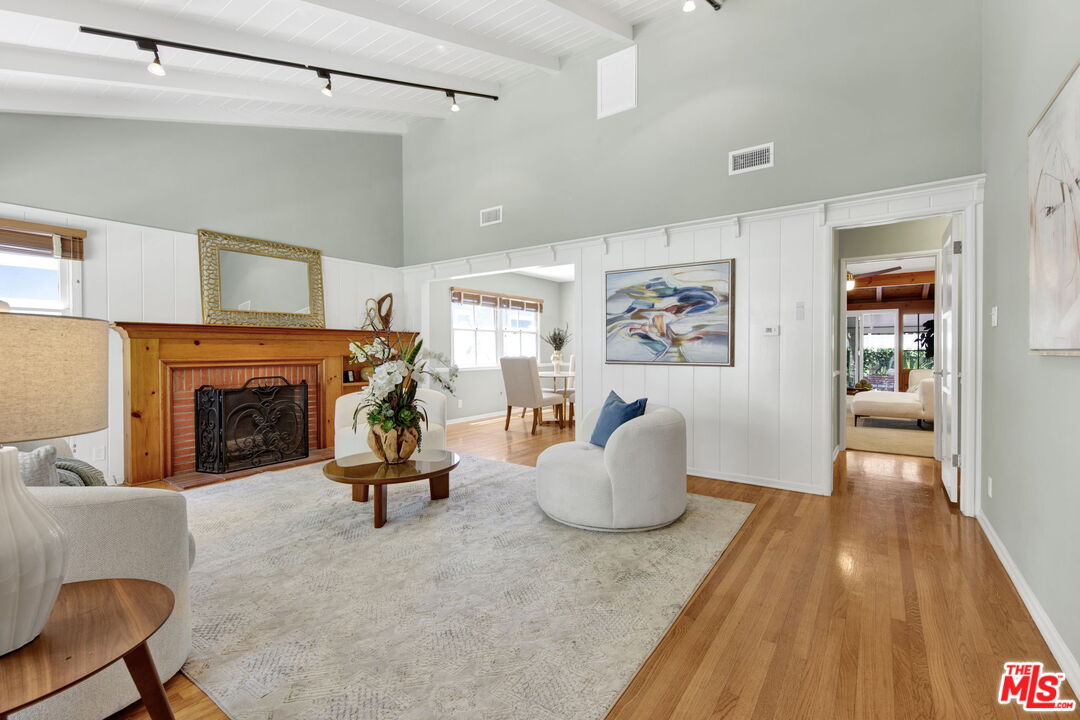 4519 Camellia Ave