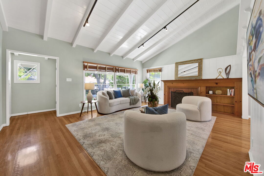 4519 Camellia Ave