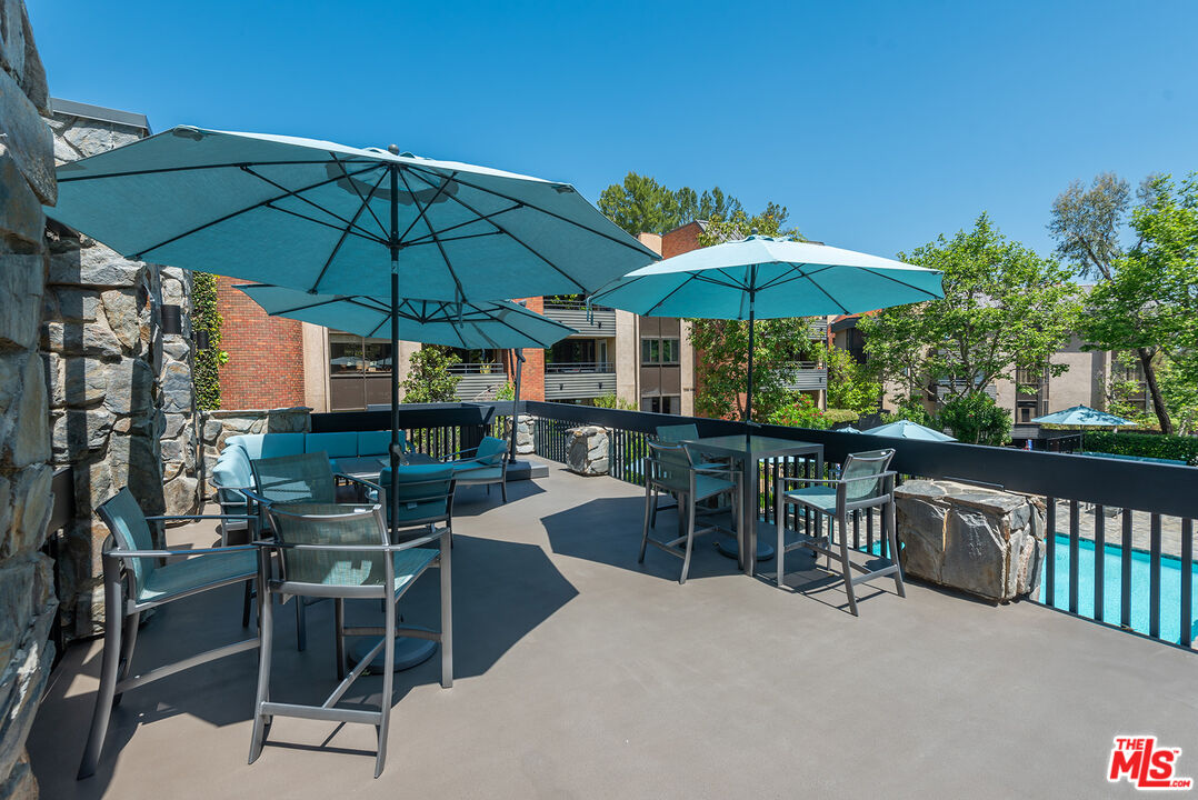 4784 Park Encino Ln Unit: 103