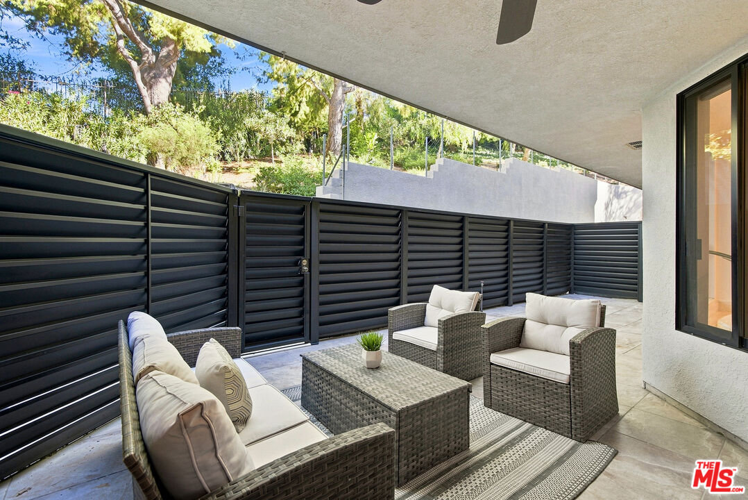 4784 Park Encino Ln Unit: 103