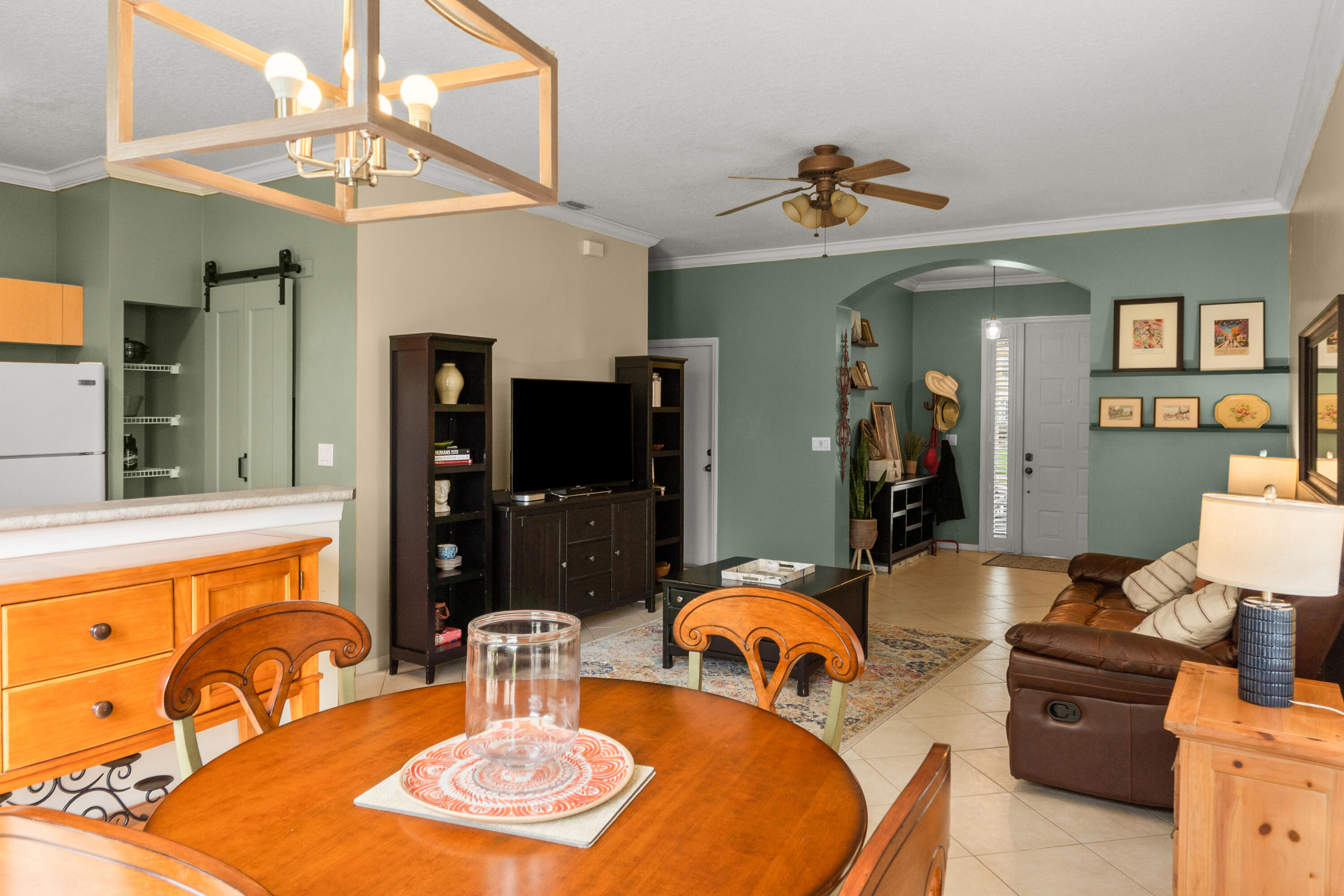 462 Rainbow Springs Terrace