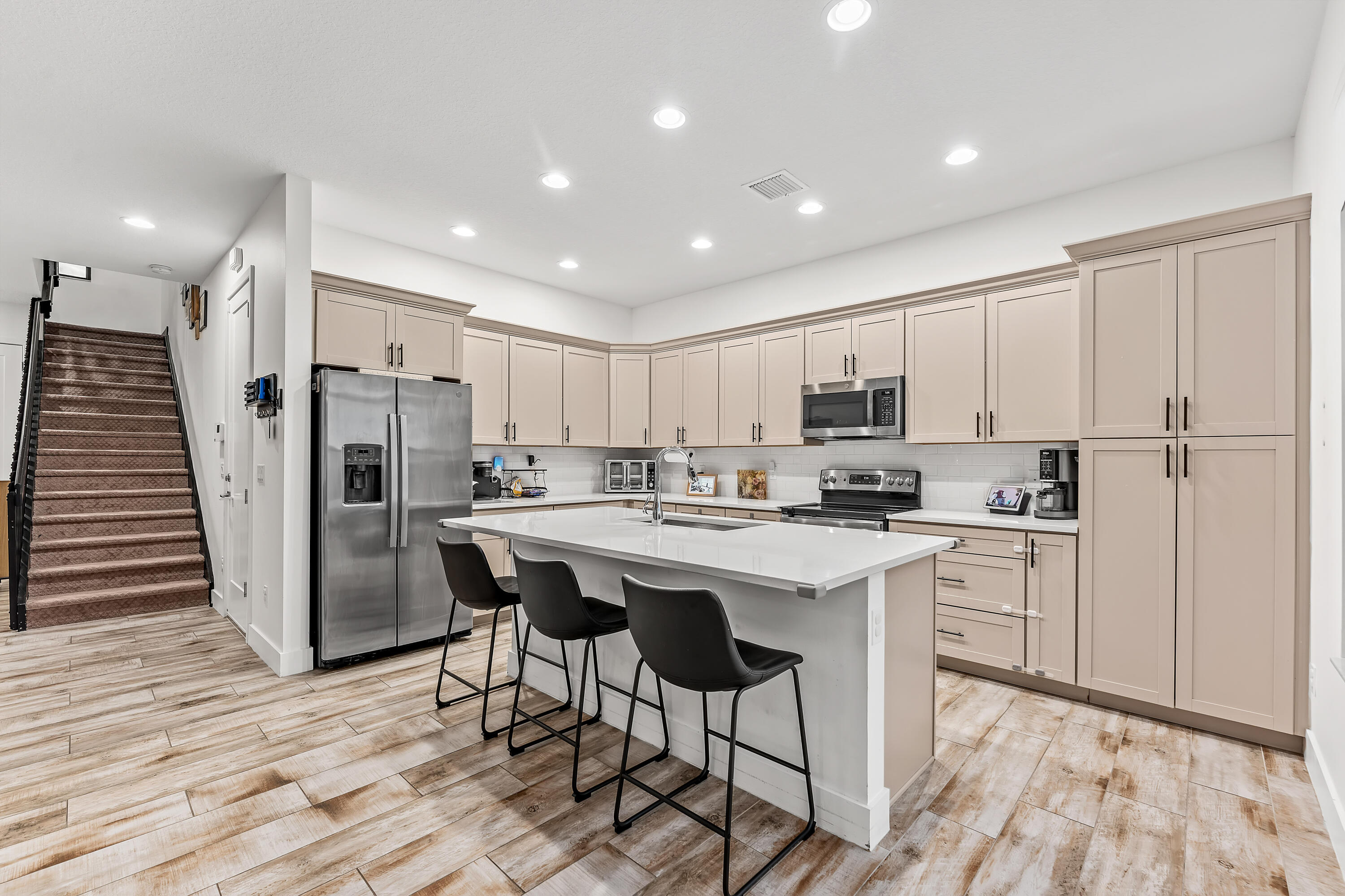 16235 Sandy Shore Drive