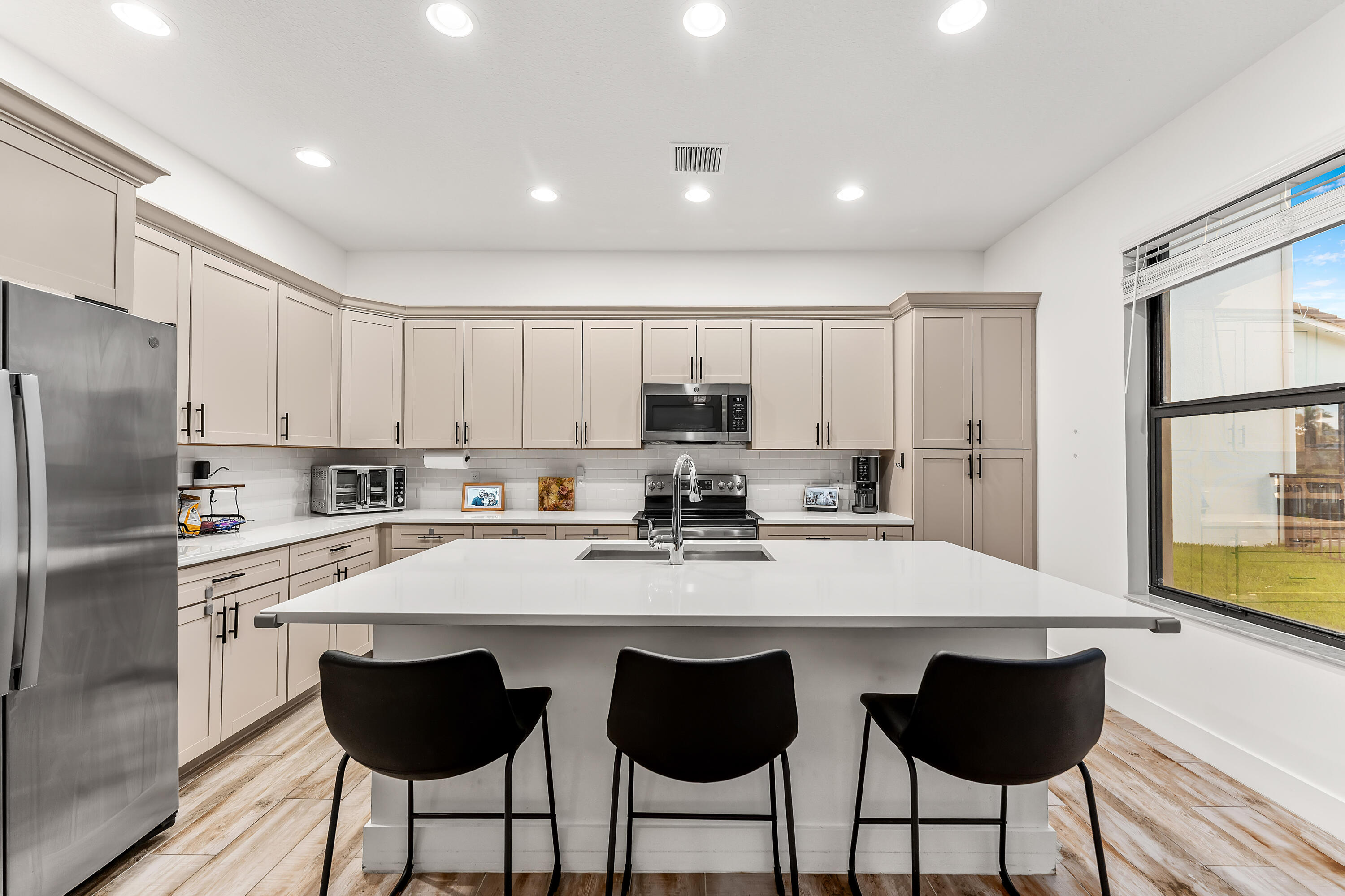 16235 Sandy Shore Drive