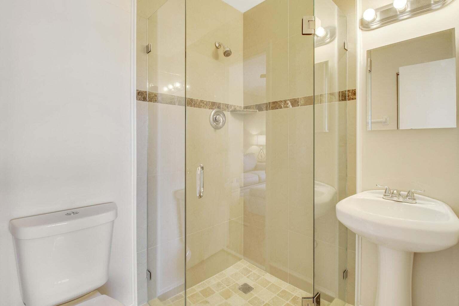 2730 SW 13th Street 203