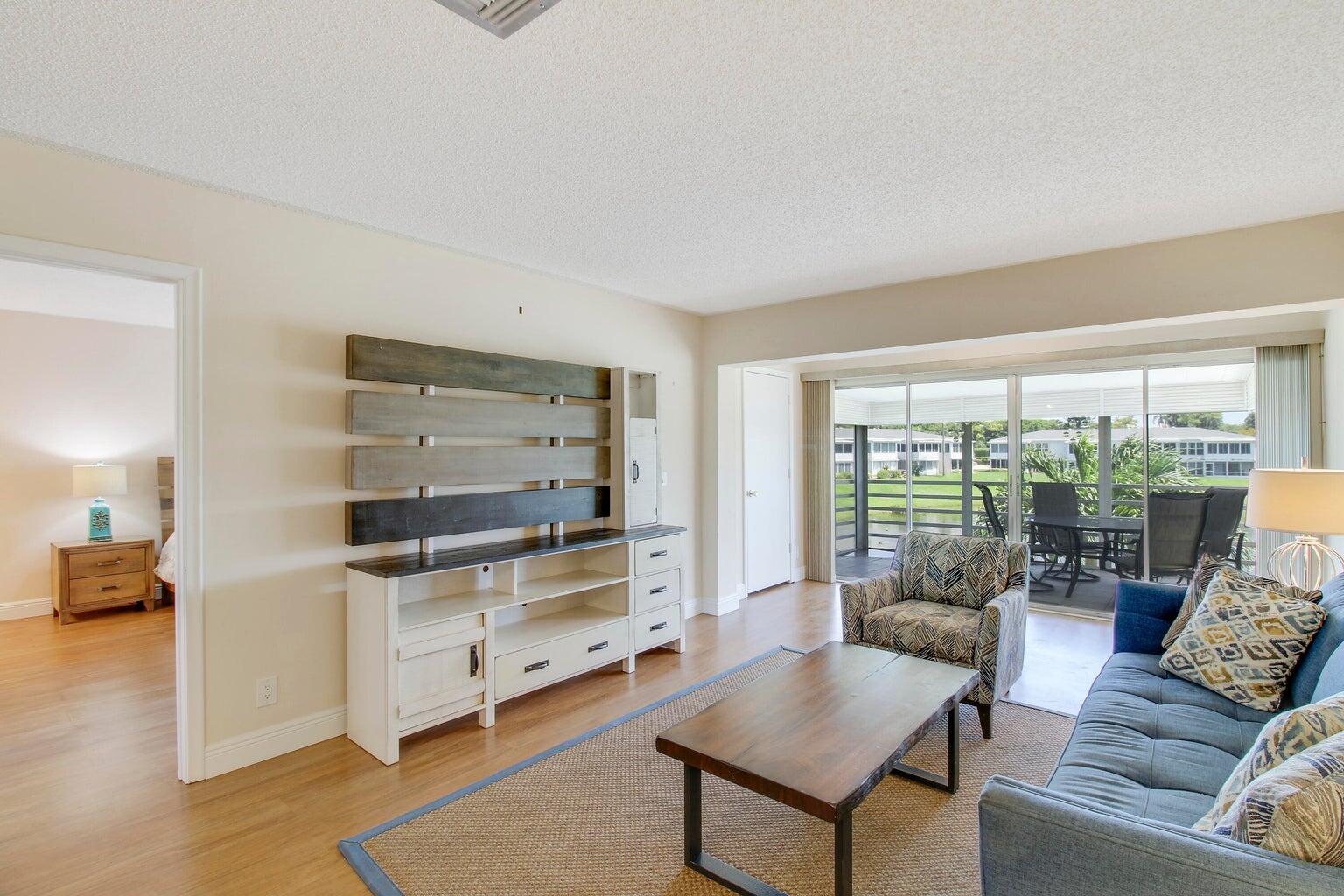2730 SW 13th Street 203
