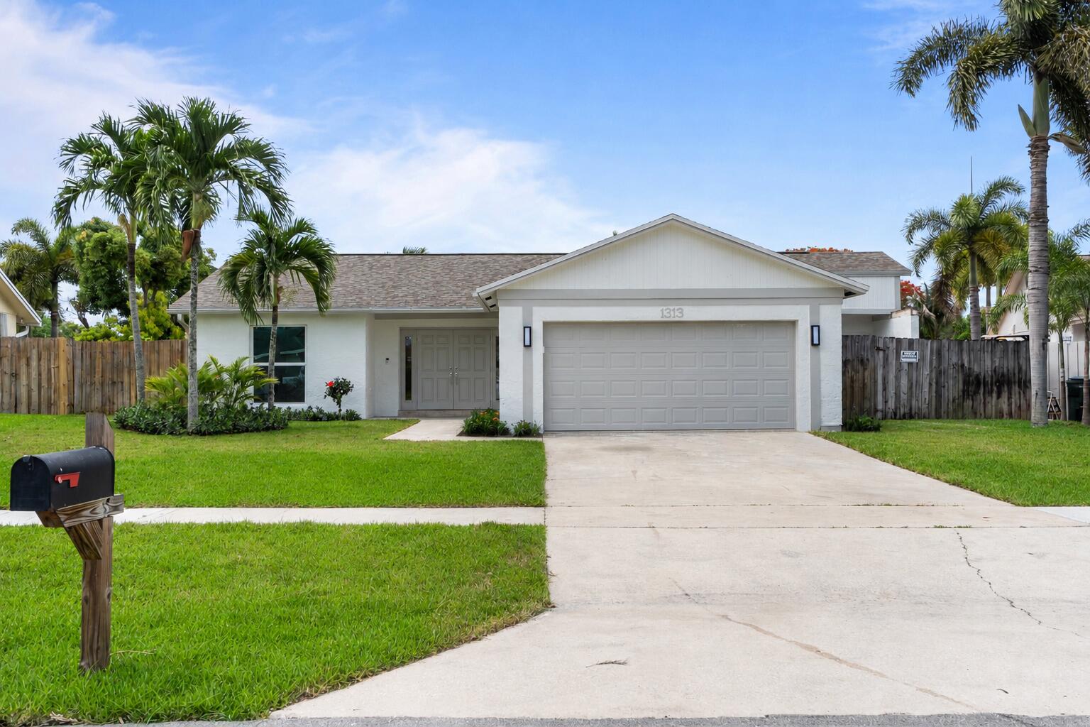1313 Pinetta Circle