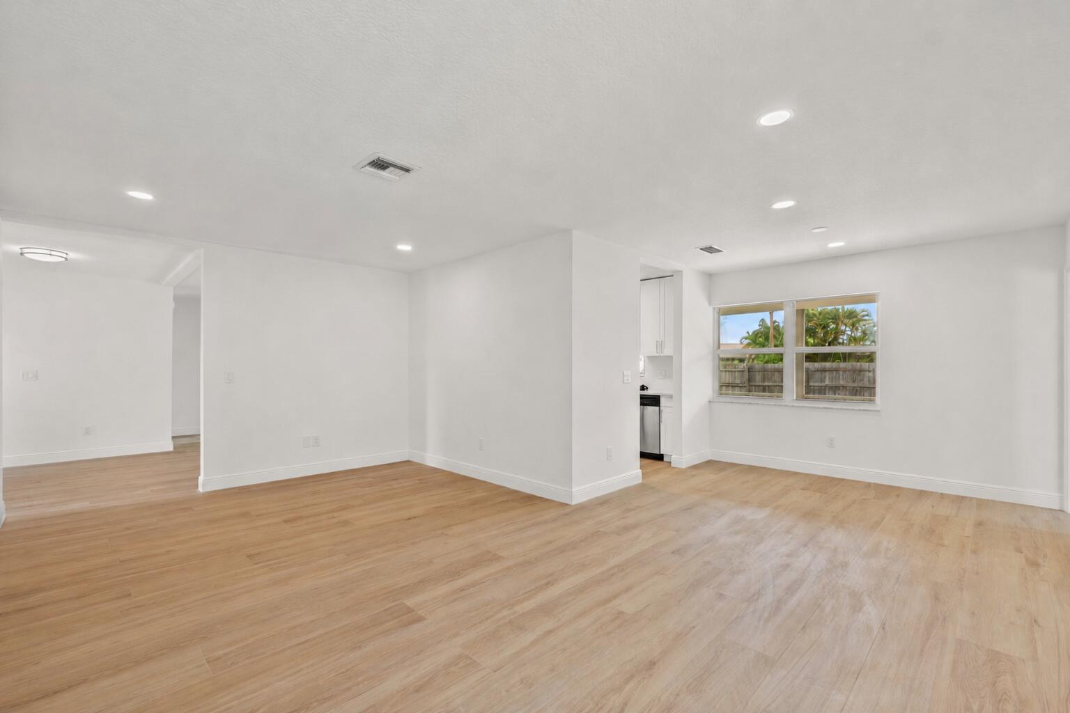 1313 Pinetta Circle