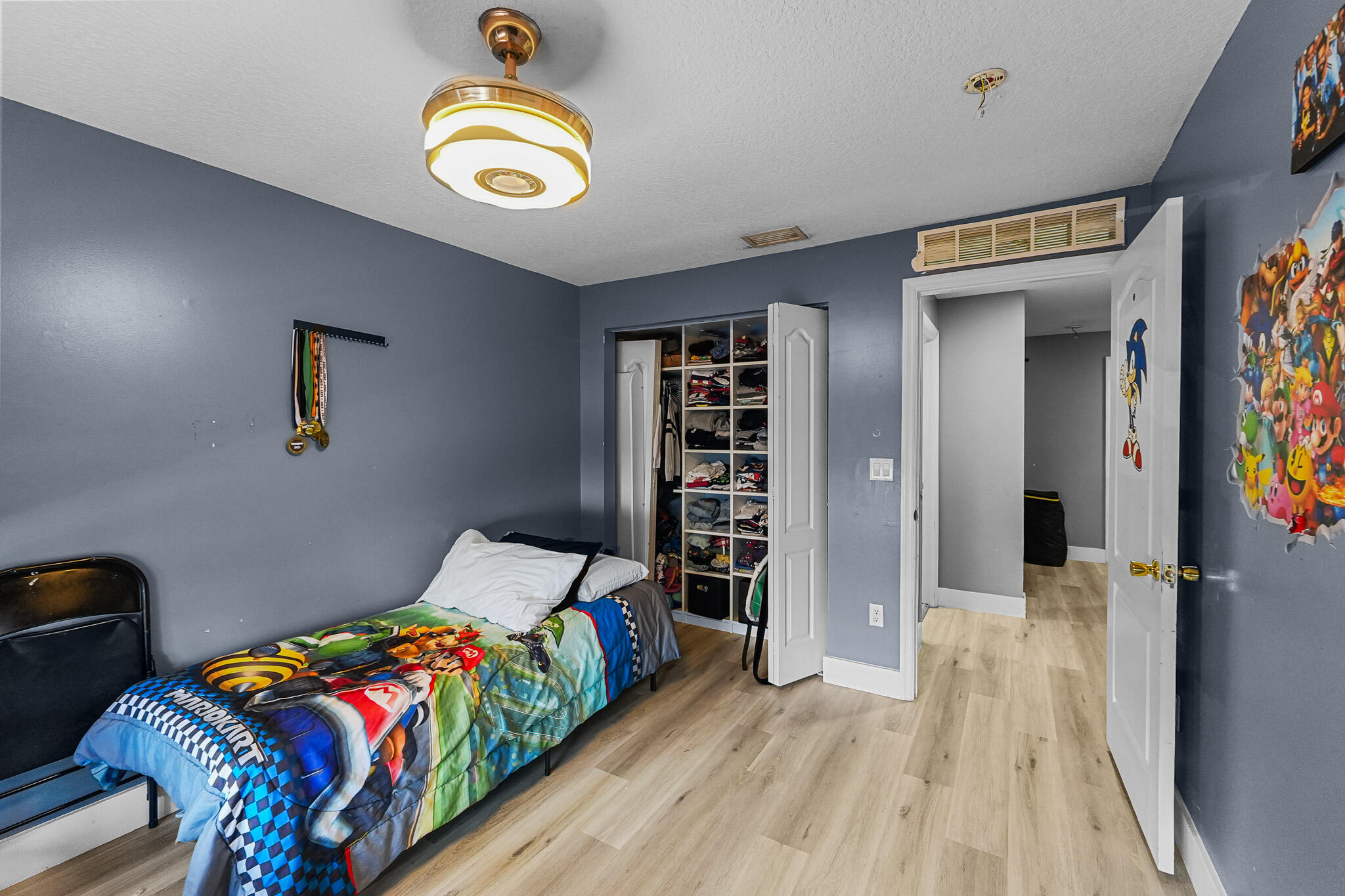 6119 Seminole Gardens Circle