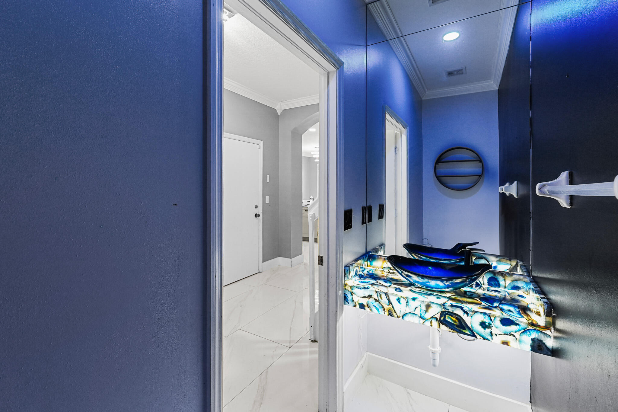 6119 Seminole Gardens Circle