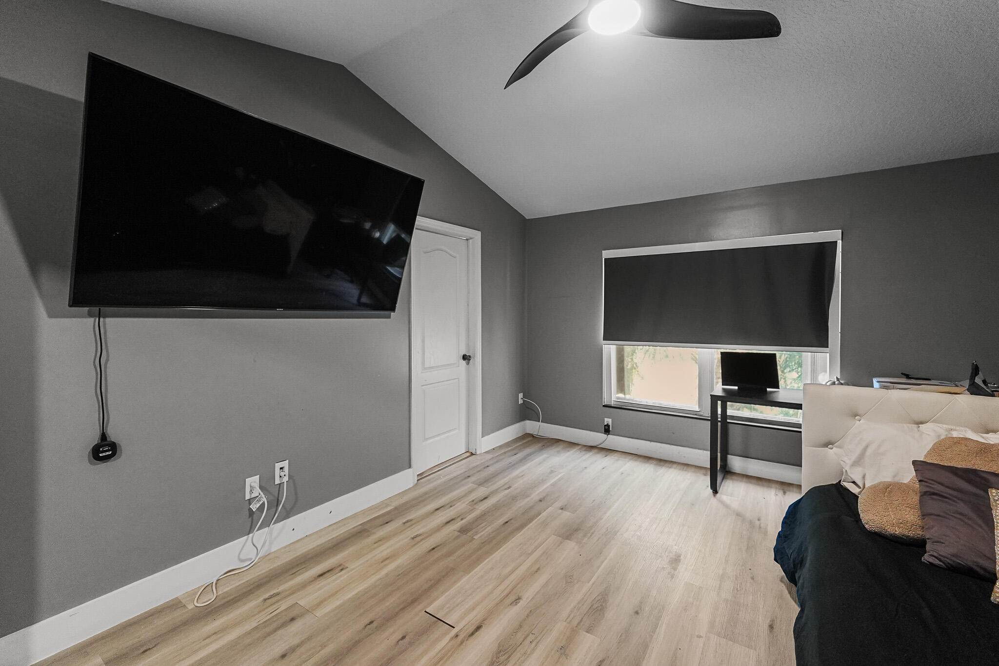 6119 Seminole Gardens Circle