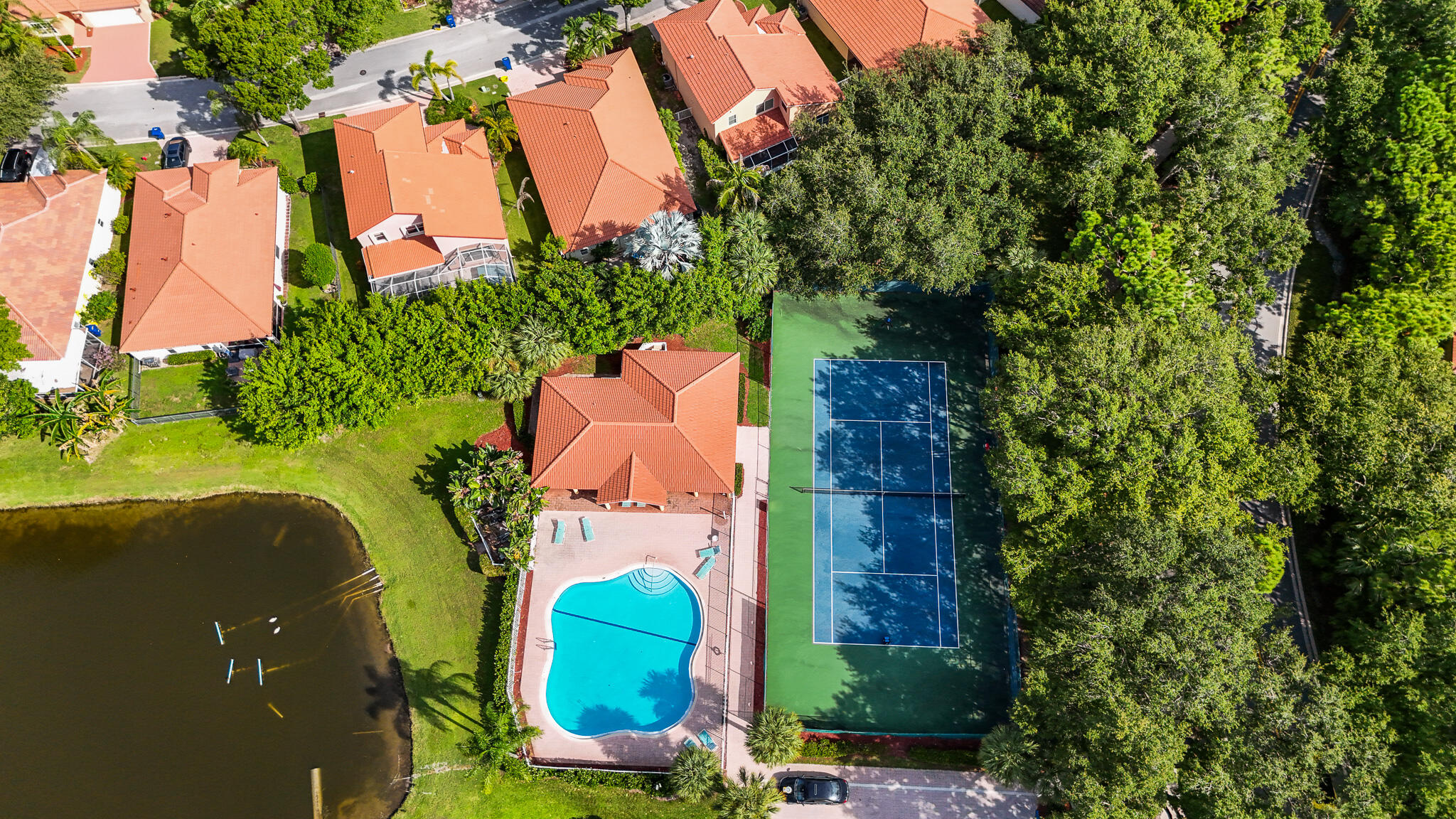 6119 Seminole Gardens Circle