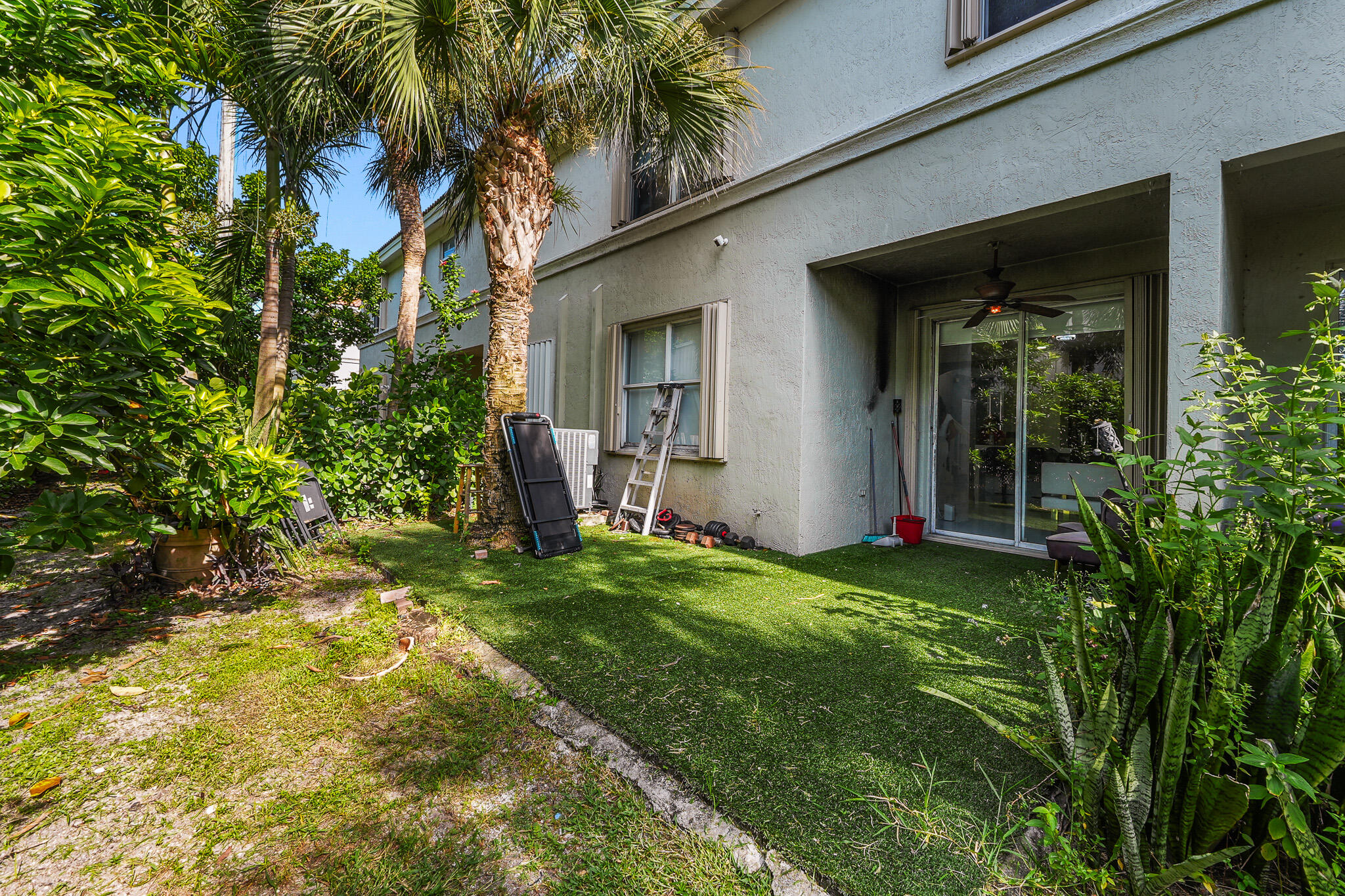 6119 Seminole Gardens Circle