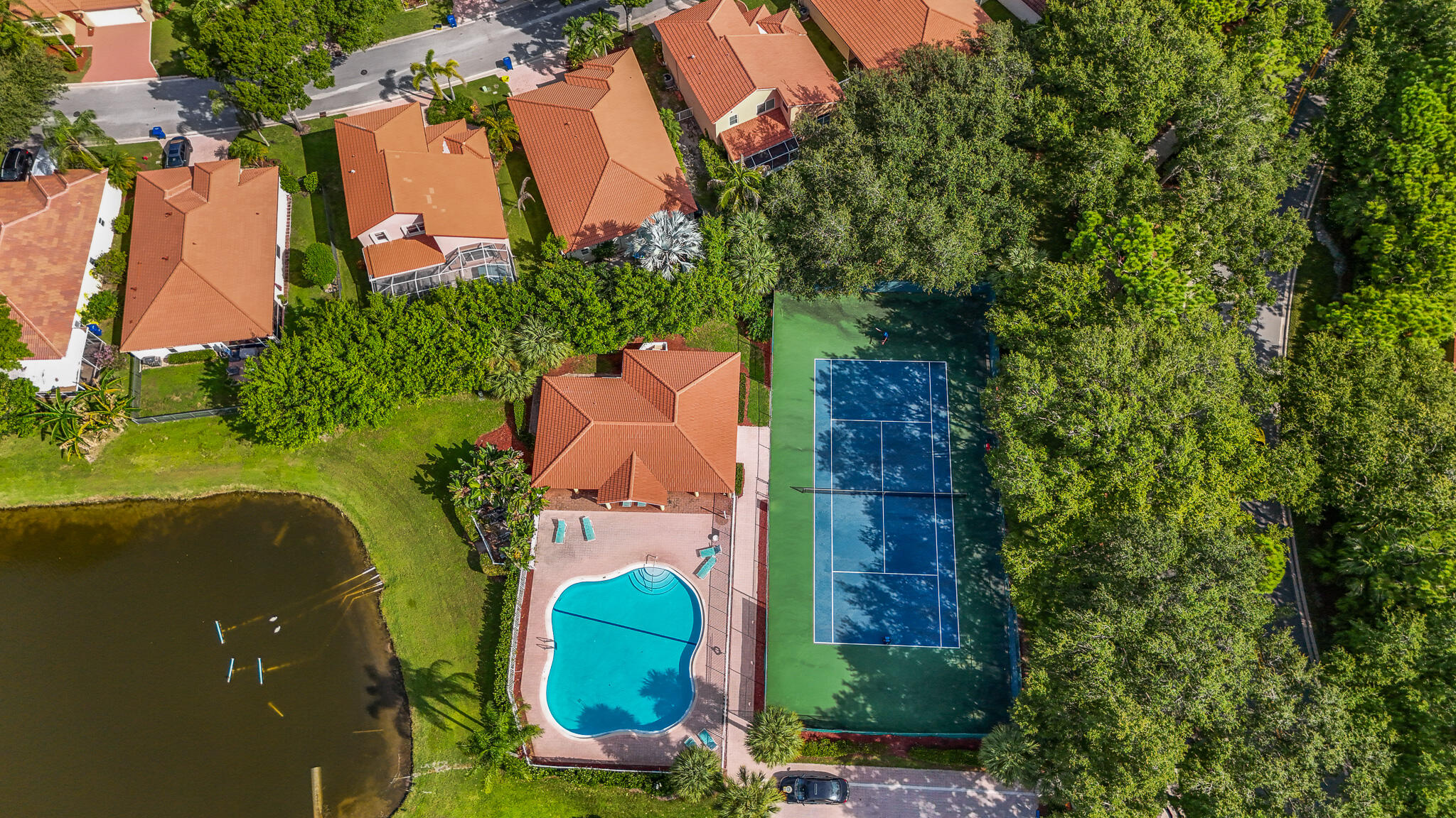 6119 Seminole Gardens Circle