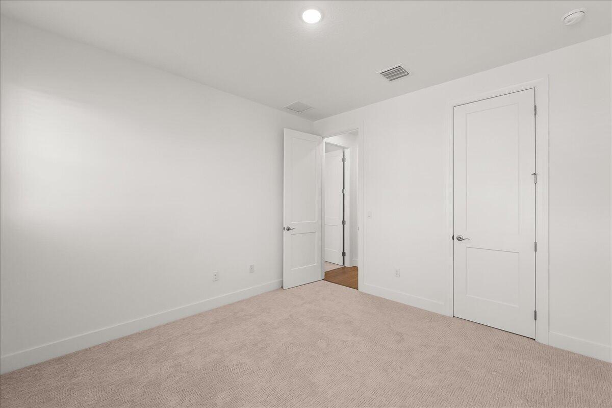 146 Parkside Way