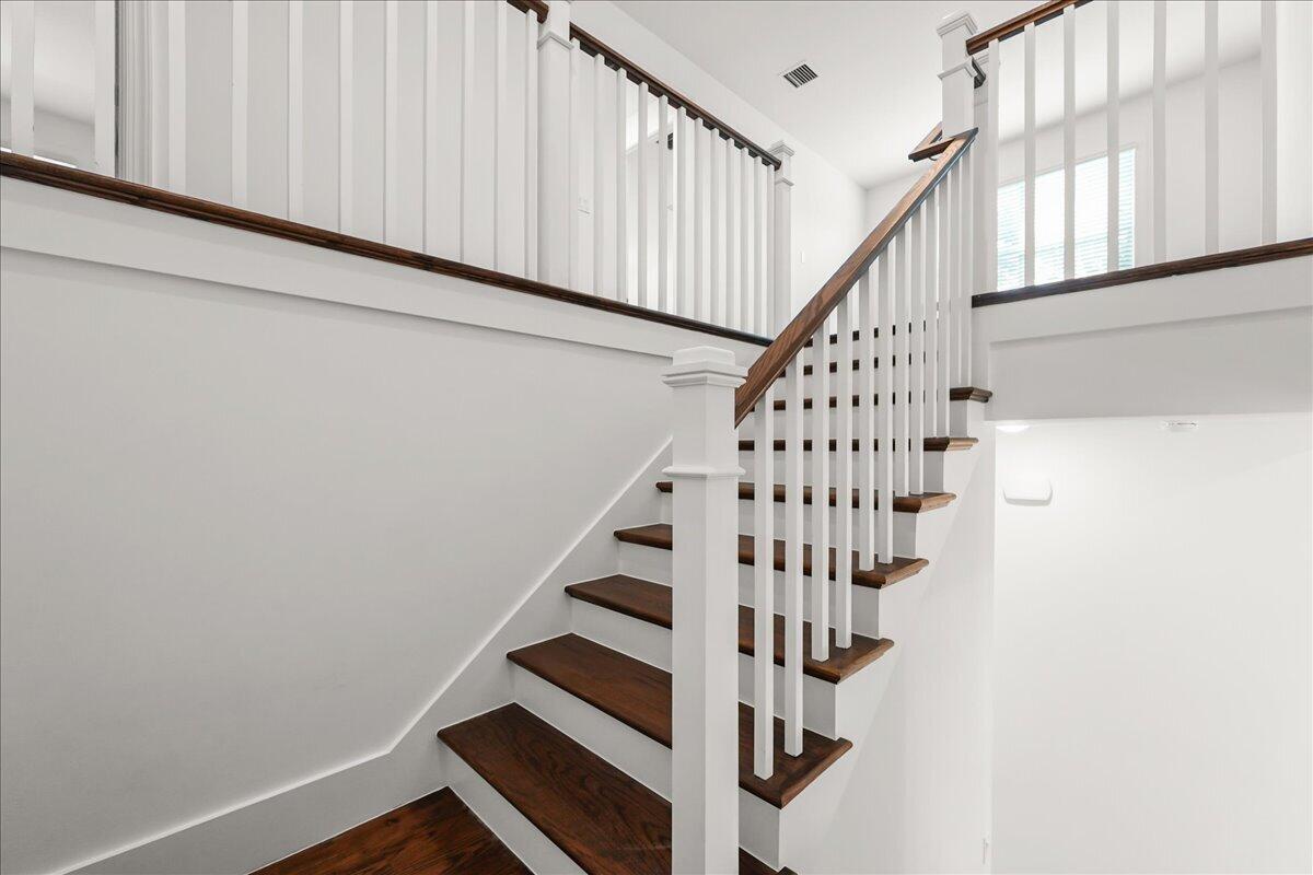 146 Parkside Way