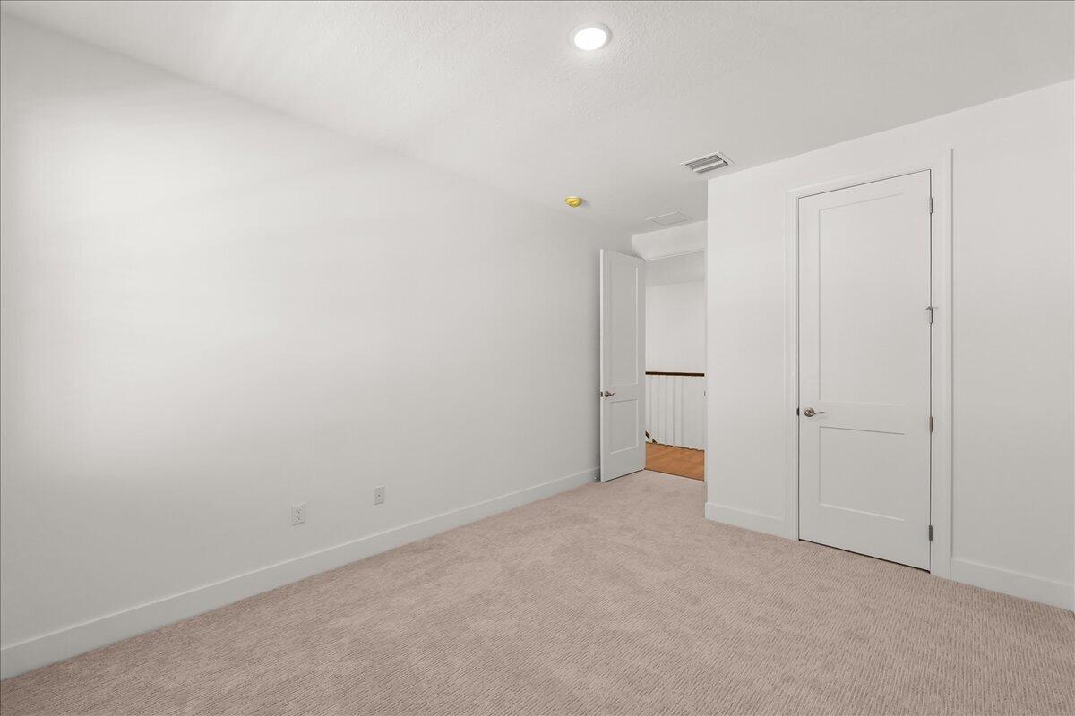 146 Parkside Way