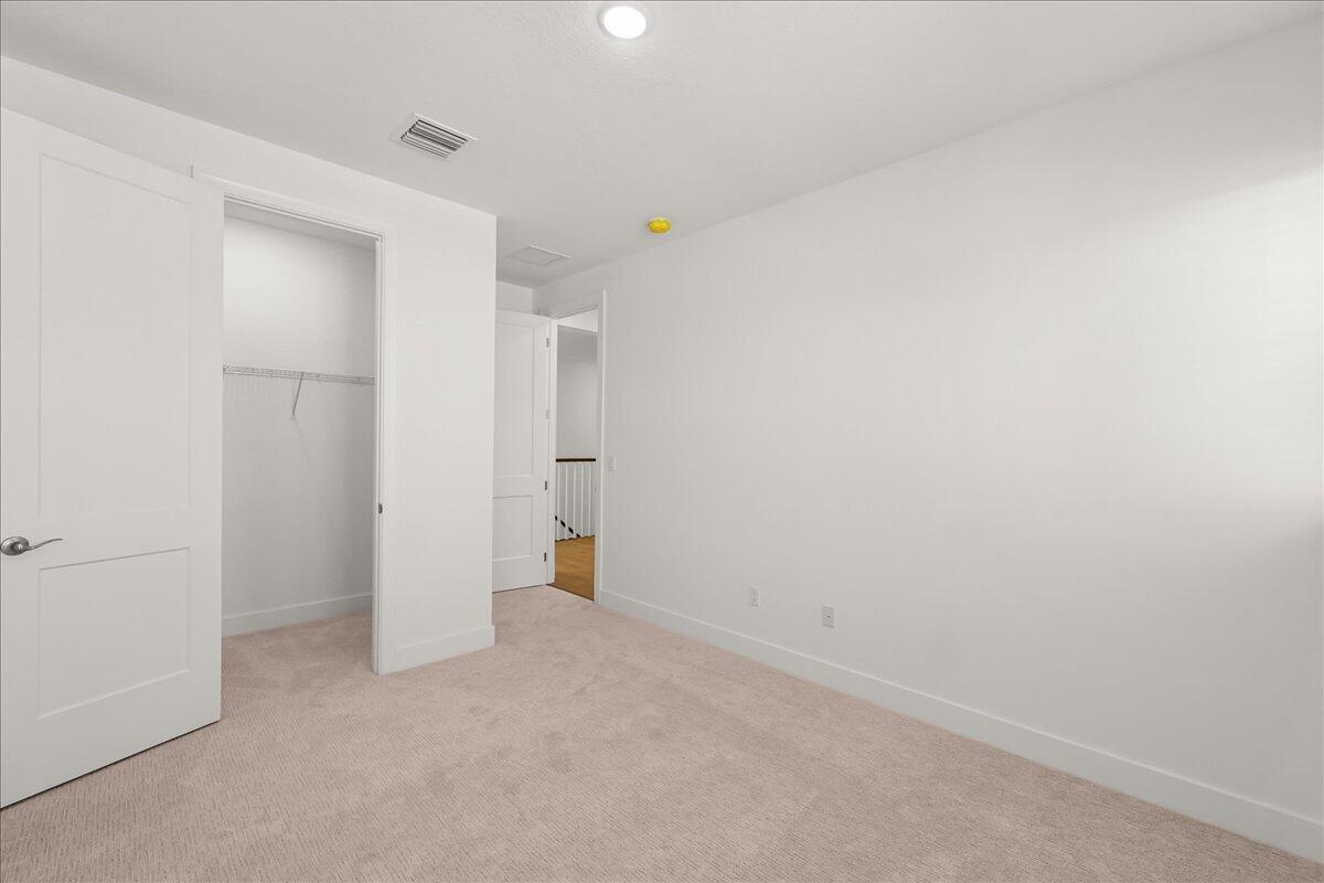146 Parkside Way