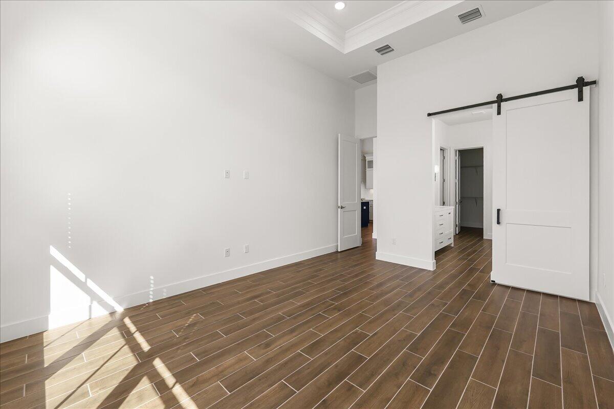146 Parkside Way