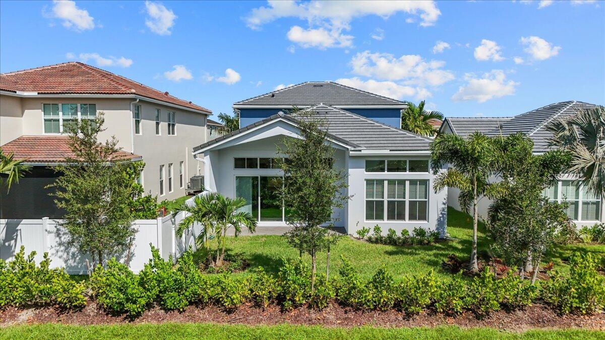 146 Parkside Way