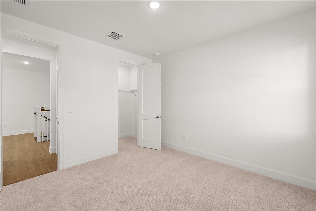 146 Parkside Way