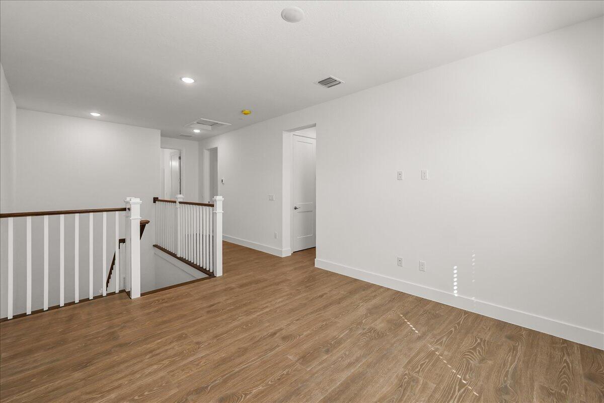 146 Parkside Way