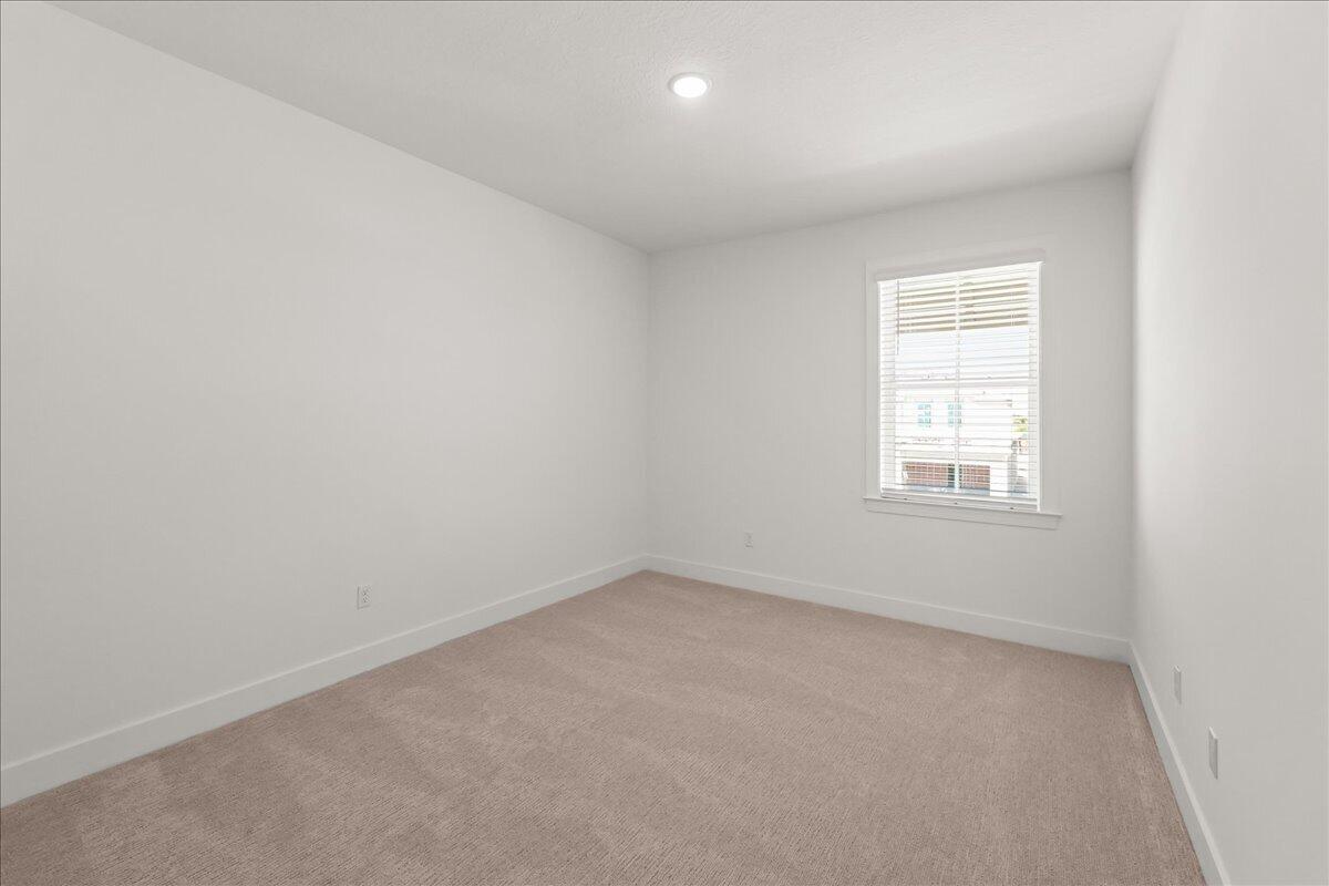 146 Parkside Way