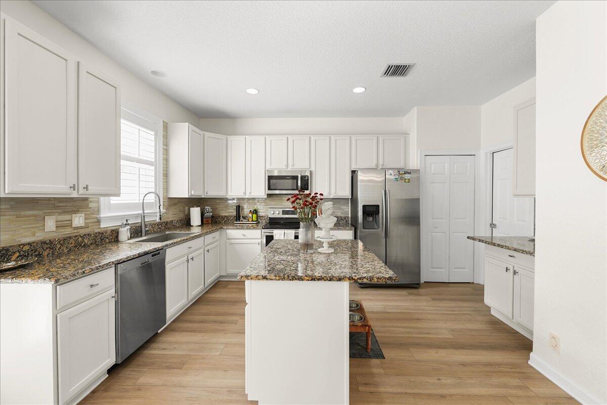 8044 Murano Circle
