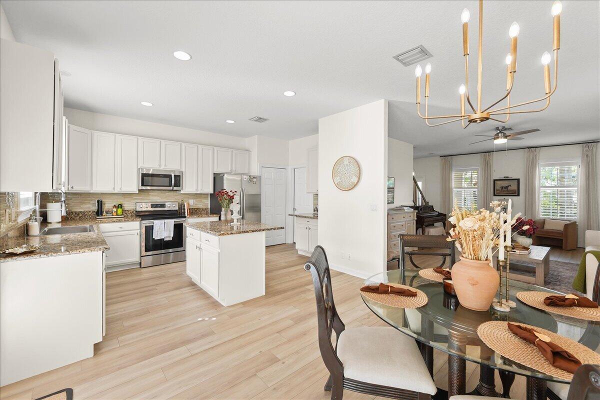 8044 Murano Circle