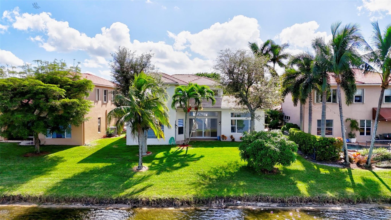 1338 Beacon Cir