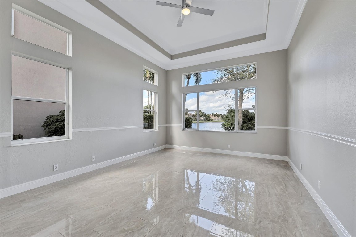 1338 Beacon Cir