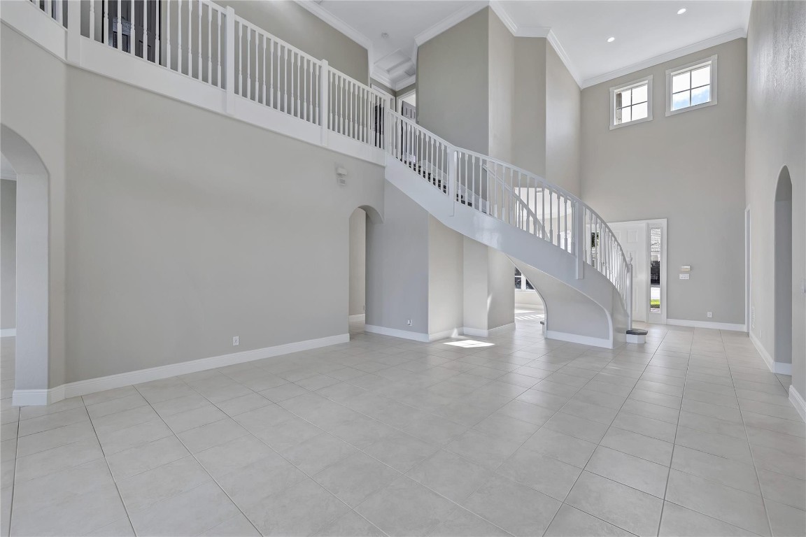 1338 Beacon Cir