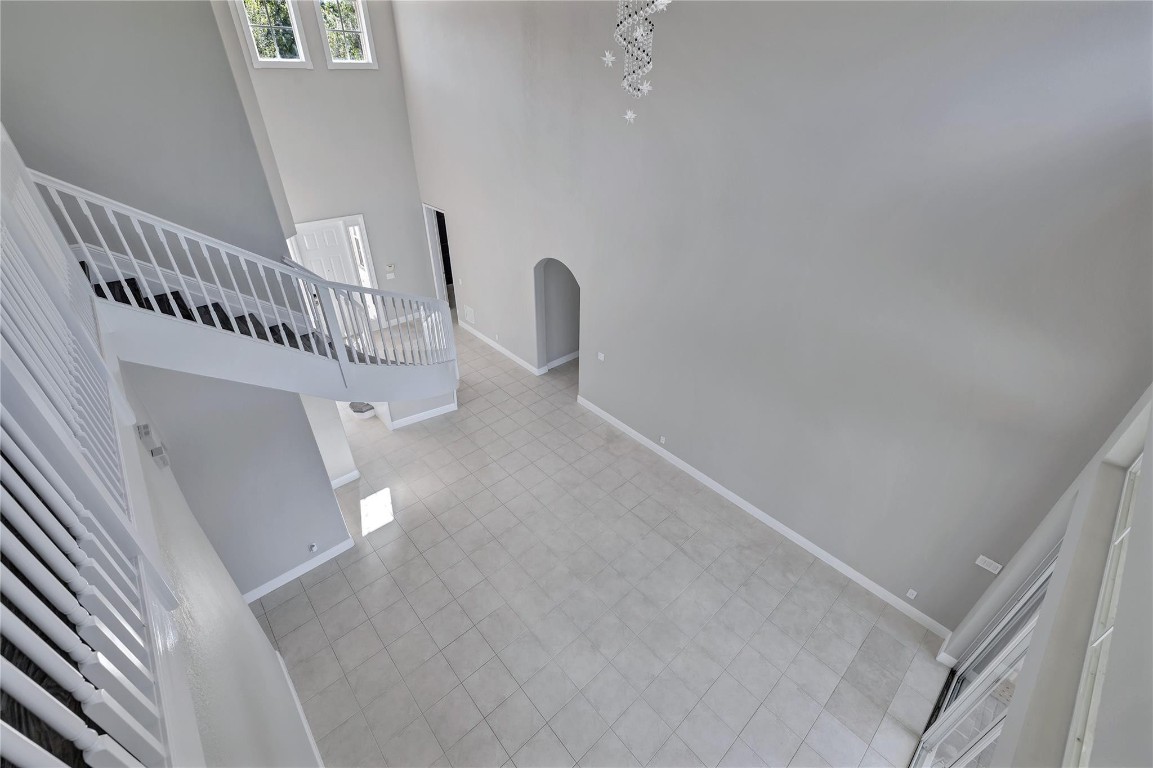 1338 Beacon Cir
