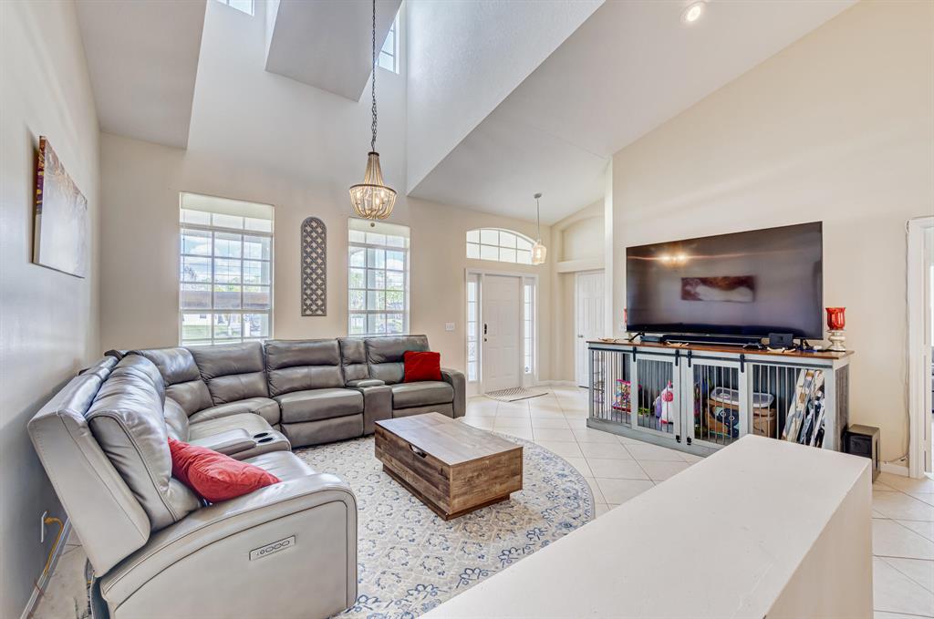 16934 W Aquaduct Drive