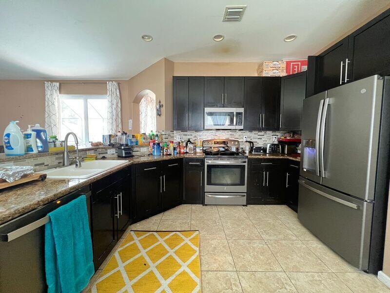 6208 Shadow Tree Lane
