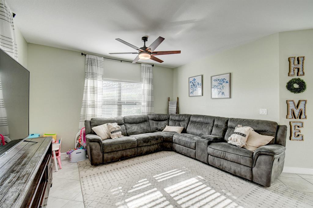 3205 Klays Court
