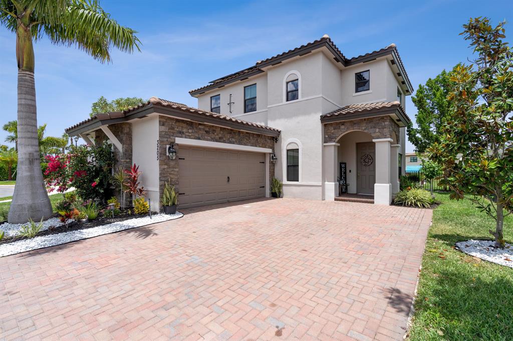 3205 Klays Court