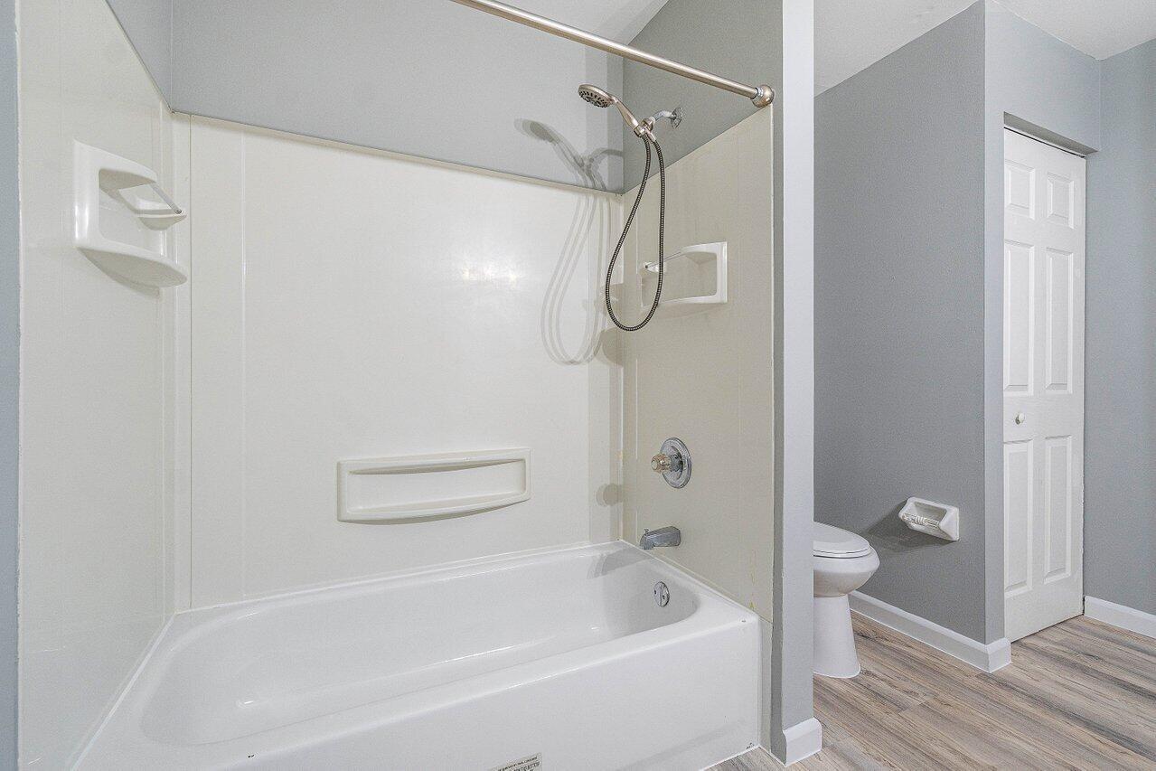 84 SE Ontario Way