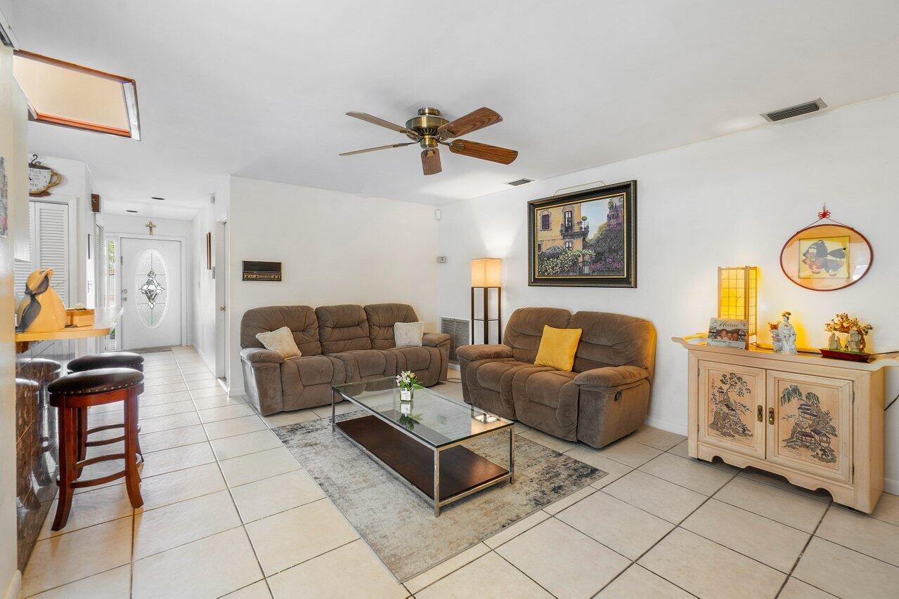 828 Silverbell Lane