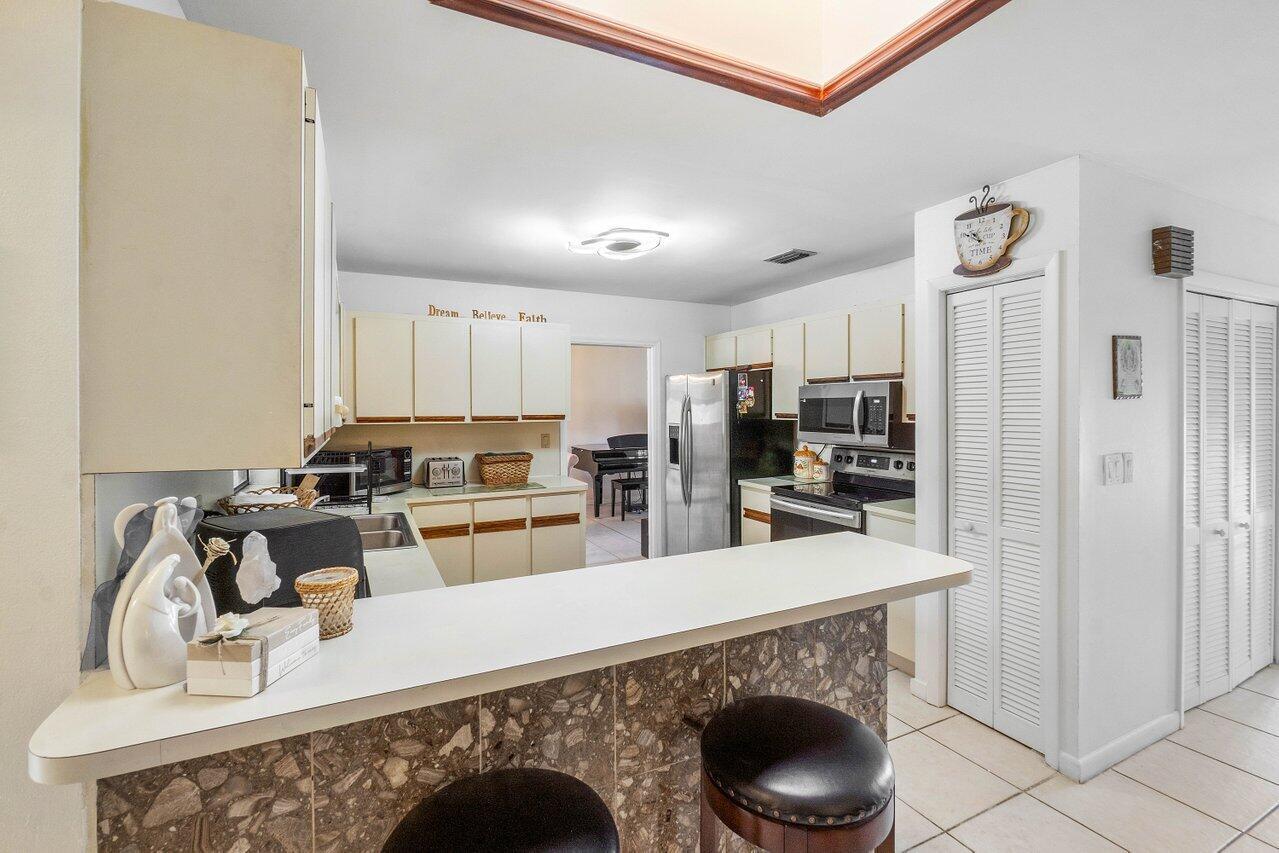 828 Silverbell Lane